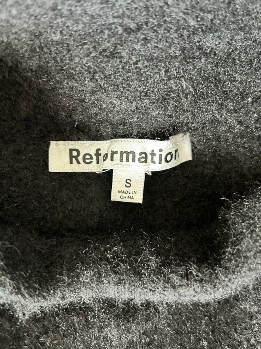 Reformation Black Cashmere Cropped Mock Neck Sweater Top Small Women's - Picture 9 of 10